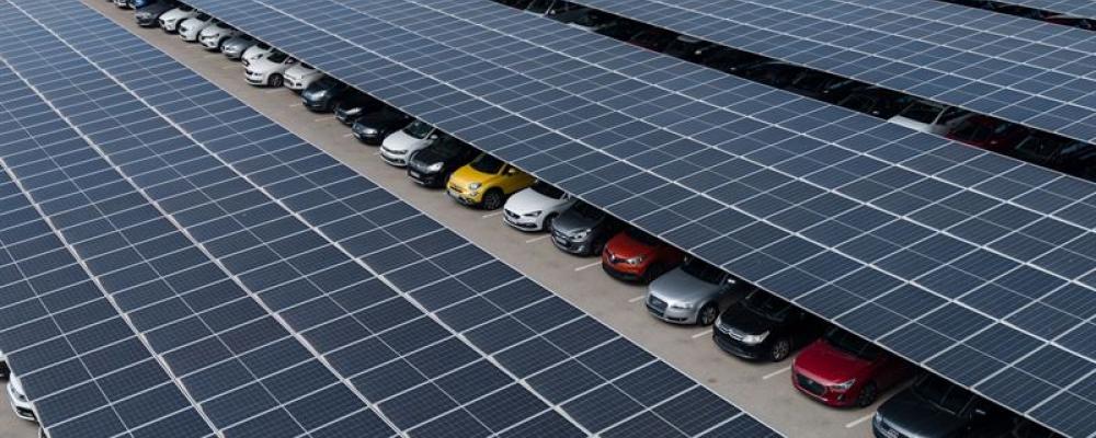Alight och Lear Corporation utökar sitt samarbete genom tre nya solenergiprojekt i Spanien och Polen. Pressbild: Alight