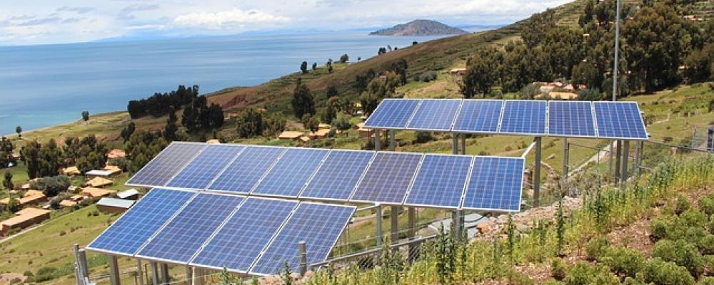 Tyskland och Spanien förblev EU:s största solmarknader under 2025, i huvudsak tack vare storskaliga projekt. Frankrike gick om Italien och blev den tredje största marknaden, medan Italiens utbyggnad bromsade kraftigt efter att flera stödprogram för taksol fasats ut. Foto: Creative Commons Lic, kredit: FotografoAficionado