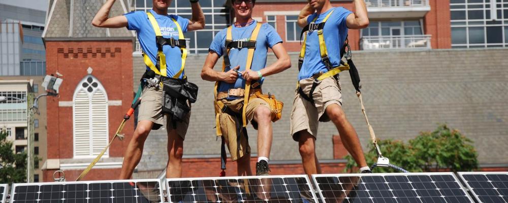 Om utvecklingen fortsätter i samma takt kan USA snart ha en energimix där solkraft spelar en avgörande roll i elproduktionen, trots utmaningar med handelspolitik och infrastruktursatsningar. Foto: American Solar Energy Society, credit: Credit: Ann Crehore