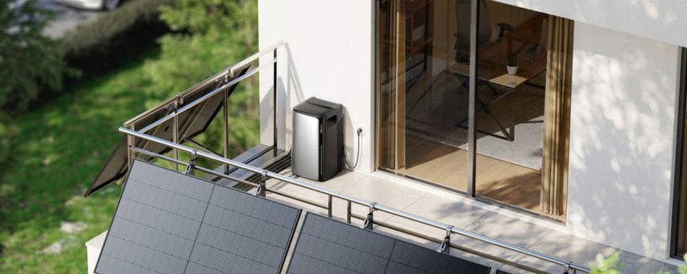 Balkongkraftverk med batteri EcoFlow, Pressbild: Svea Solar