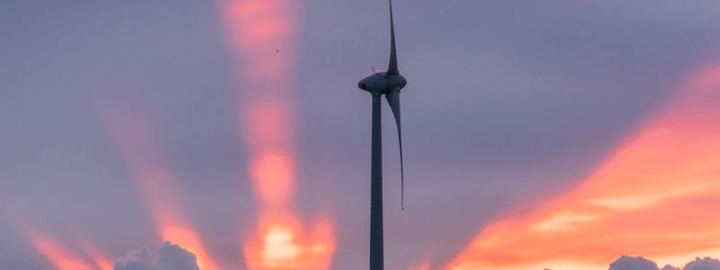 Johan Nilsson/TT: Azelio har en produkt som gör att el från sol- och vindkraft kan distribueras mer jämt över dygnet. Nu varslar bolaget hälften av personalen. Arkivbild.