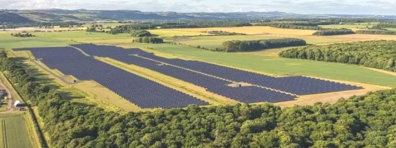 Skottlands allra största solpark på 20 megawatt finns för närvarande på Errol Estate i Perthshire. Foto: Elgin Energy
