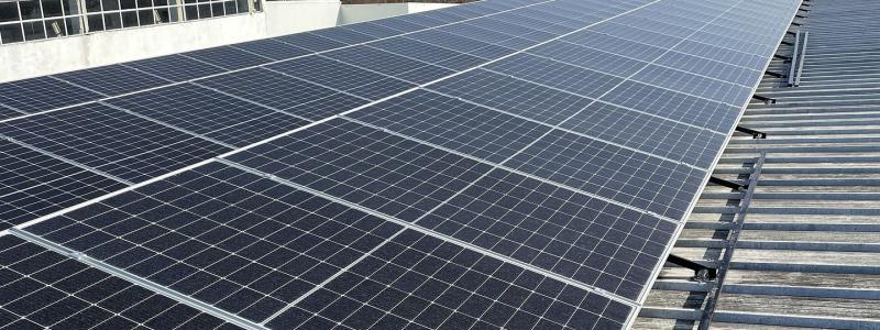 Symbolbild med installerade solpanel. Foto:Creative Commons Lic. Kredit: superadsmaker