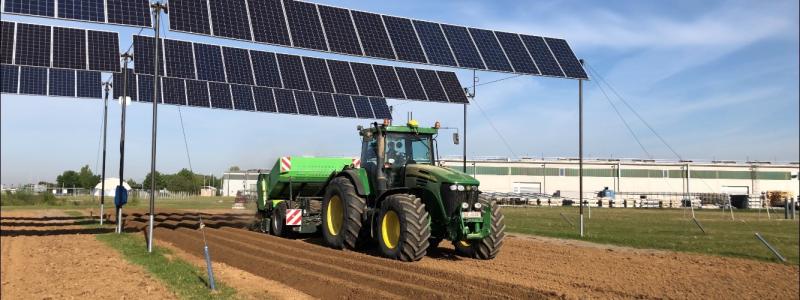 Tysk test av så kallad agrivoltaik. Foto: Fraunhofer-Institut.
