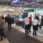 Trängsel bland montrarna. Foto: Jörgen Städje