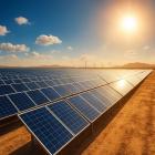 Samtidigt som industrins behov av el ökar, särskilt i samband med elektrifiering och vätgasproduktion, riktas stödsystemen allt mer mot storskaliga anläggningar snarare än privatpersoners investeringar i solpaneler. Bild: Upphovsrätt:  Illustration: AI-genererad bild. Ej ett fotografi.