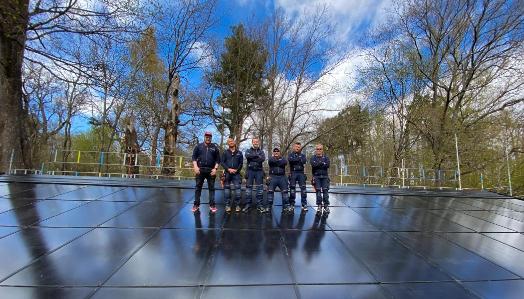 Smart Solar Roof Prefabricerat solcellstak Foto: Raymond Solar
