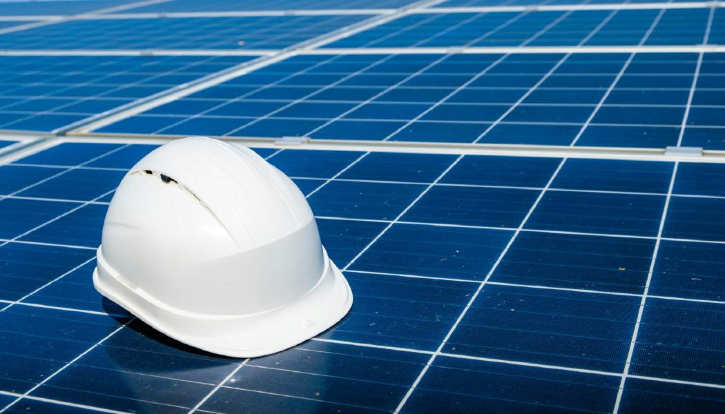 Solceller. Foto: Evgeniy Alyoshin / unsplash