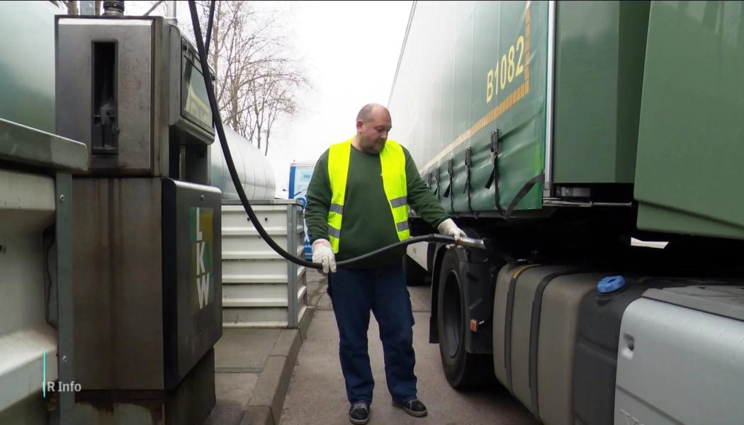 Tillfällig skattesänkning ska dämpa prischock vid tyska bensinstationer. Foto: Screenshot/ WDR