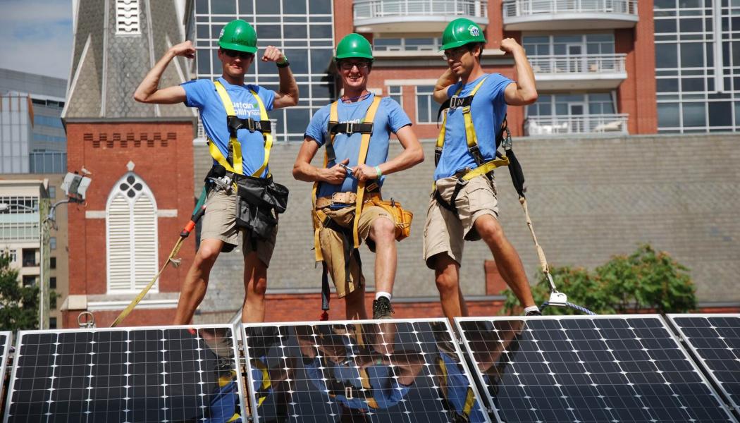 Om utvecklingen fortsätter i samma takt kan USA snart ha en energimix där solkraft spelar en avgörande roll i elproduktionen, trots utmaningar med handelspolitik och infrastruktursatsningar. Foto: American Solar Energy Society, credit: Credit: Ann Crehore