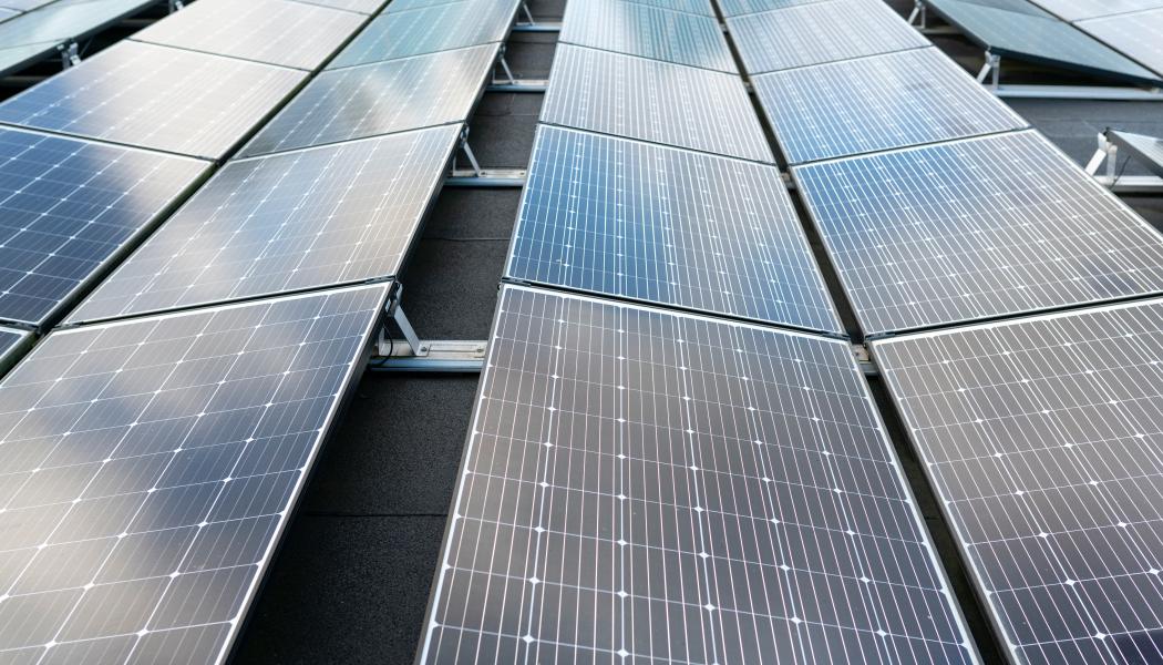 Akademiska Hus fortsätter installation av solceller