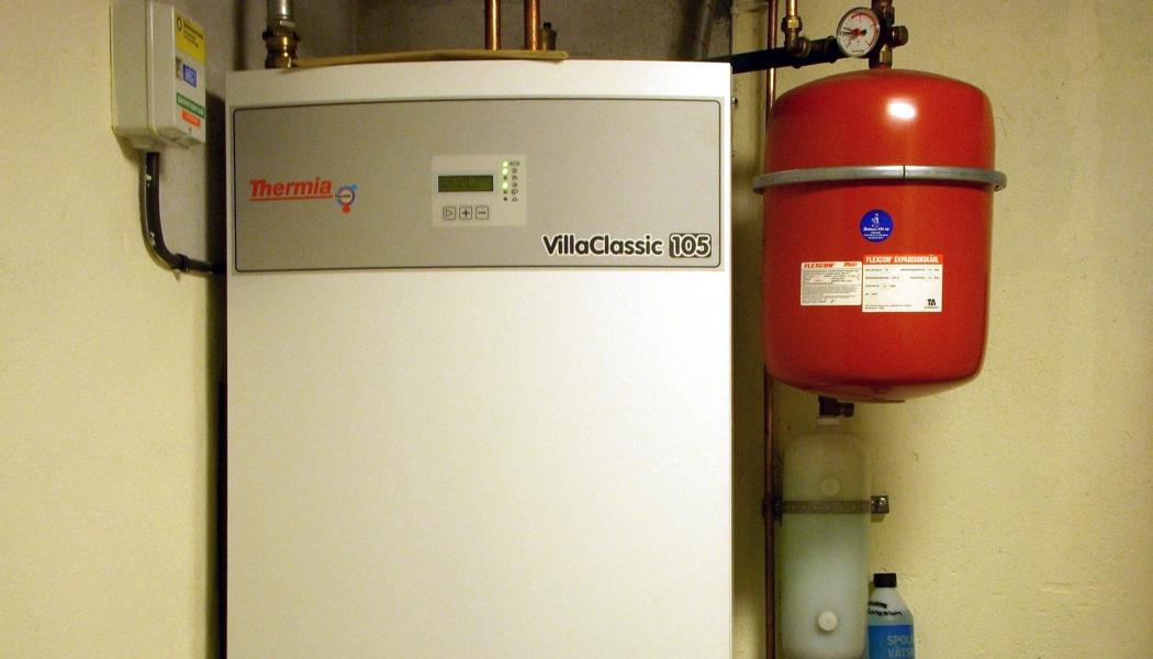 Värmepump, Thermia Villa Classic 105. Symbolbild. Foto: Wikipedia Commons Lic, Foto: Holger Ellgaard 