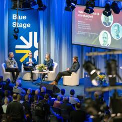 Scenprogrammet på Elmia Solar 2026 lockade en stor publik under alla tre mässdagar. Med innehåll anpassat till branschens olika intressenter – från installatörer och tekniska specialister till energibolag och beslutsfattare. Av:
Tommy Withfelt