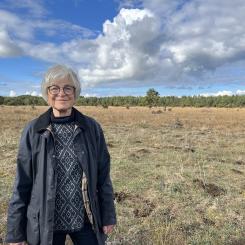 Elna-Brith af Wåhlberg, markägare till området där Skedemosse solpark planeras. Foto: European Energy