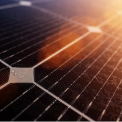 Additiv tillverkning av solcellsmottagare kan göra det möjligt att skräddarsy effektivare solenergianläggningar. Högskolan Västs forskare deltar i spanska tillverkaren Tewer Engineerings forskningsprojekt.