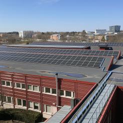 Solceller på Terrahuset, Campus Valla, Linköping. Foto: Akademiska Hus